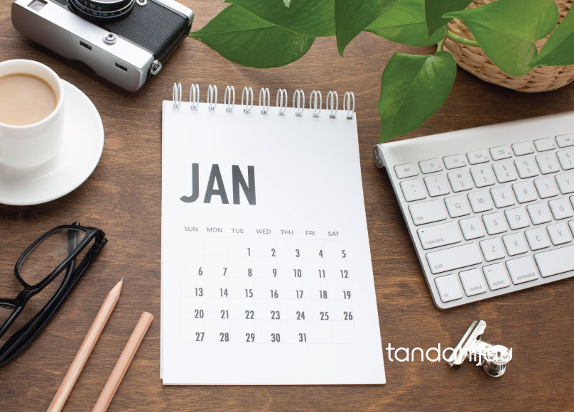 kalender spiral dengan nama